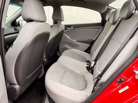 2015 Hyundai Accent GLS