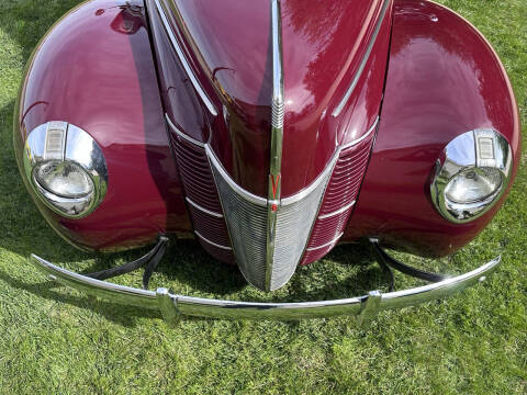 1940 Ford Deluxe