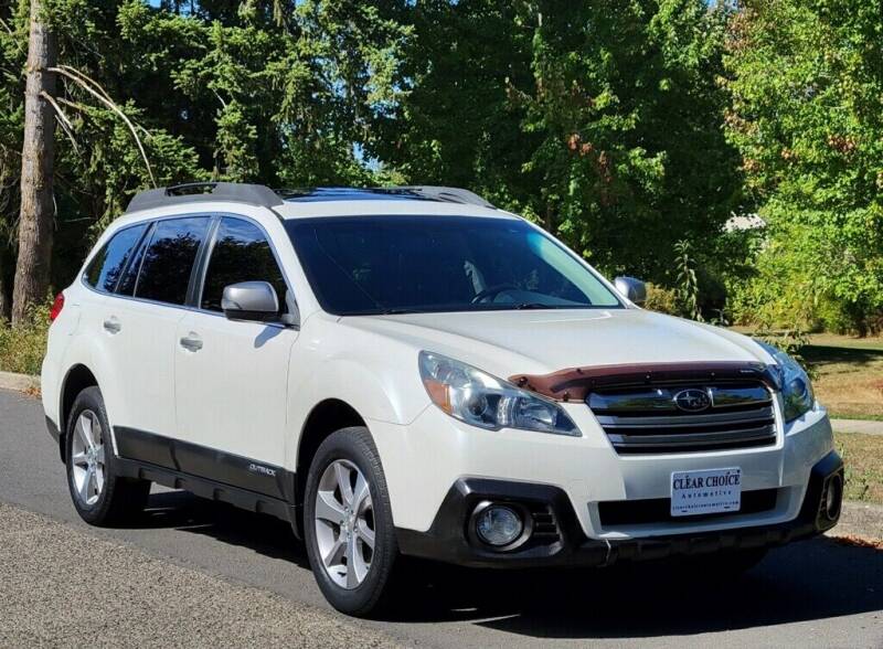 2013 Subaru Outback for sale at CLEAR CHOICE AUTOMOTIVE in Milwaukie OR