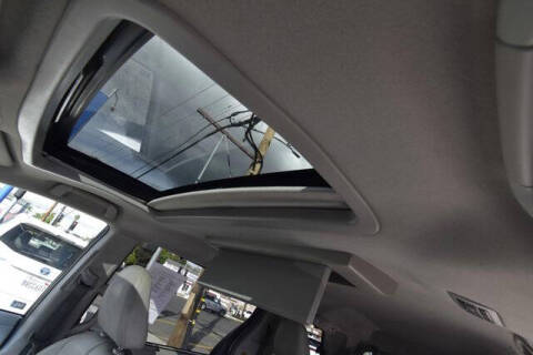 2014 Toyota Sienna XLE 8-Passenger