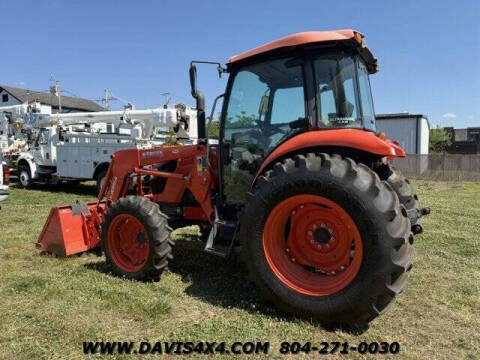 2017 Kubota M7060D 4X4 TRACTOR/LOADER