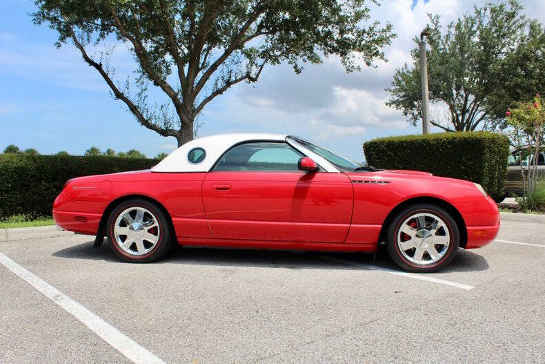 2002 Ford Thunderbird Deluxe