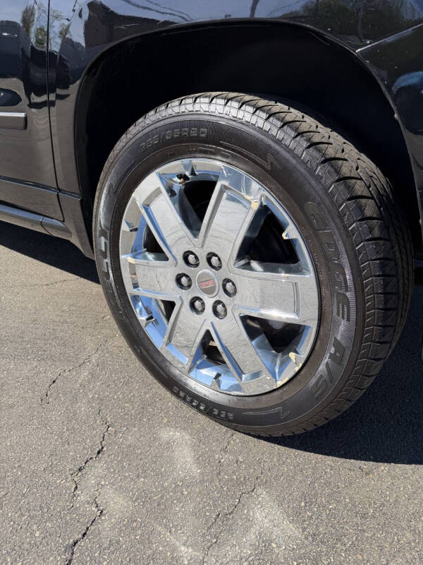 2016 GMC Acadia Denali