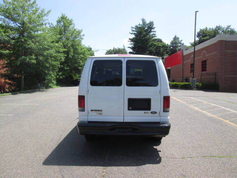 2010 Ford E-Series E-350 SD XL
