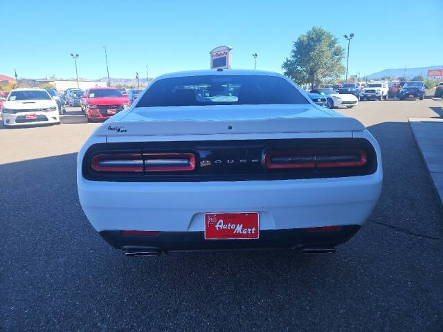 2015 Dodge Challenger R/T