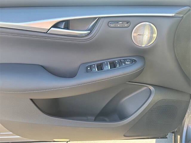 2025 Infiniti QX55 Essential