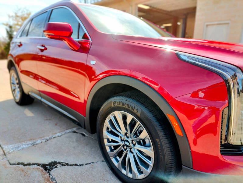 2024 Cadillac XT4 Premium Luxury