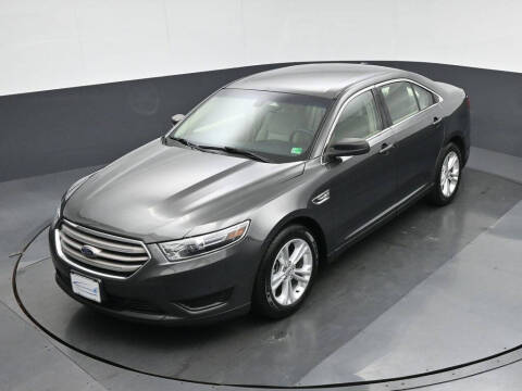 2017 Ford Taurus SE