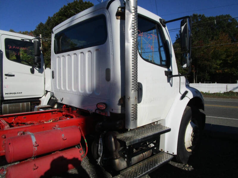 2016 Freightliner M-2 106 CUMMINS 6.7L 250 HP