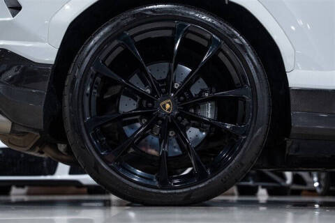 2022 Lamborghini Urus