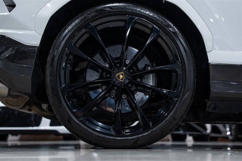 2022 Lamborghini Urus