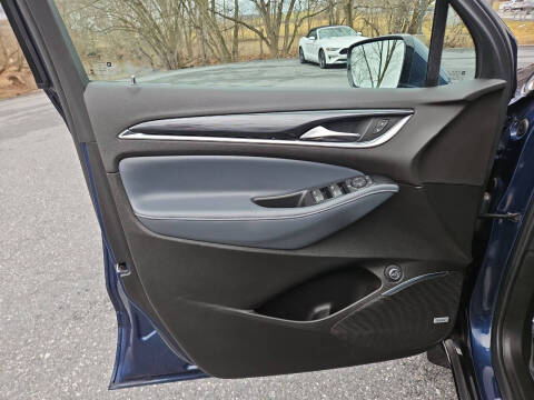 2022 Buick Enclave Essence