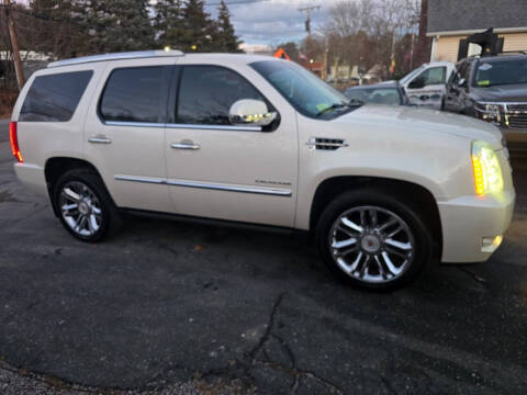 2013 Cadillac Escalade Platinum Edition