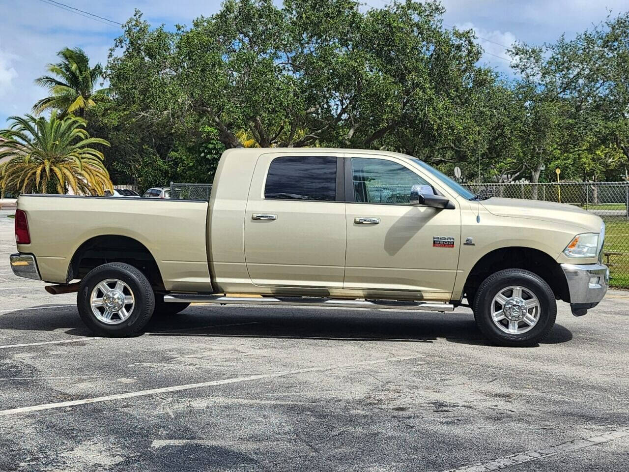 2011 DODGE Ram Pickup - $30,995