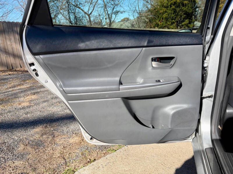 2012 Toyota Prius v Five