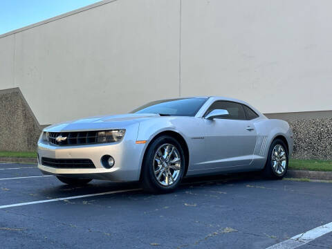 2013 Chevrolet Camaro for sale at Universal Cars in Austell GA