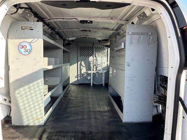 2017 Chevrolet Express 2500