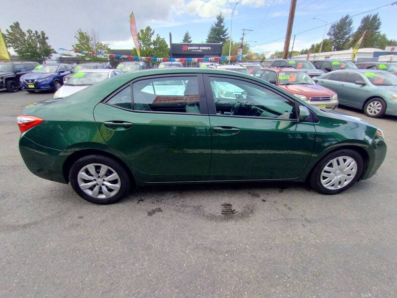 2016 Toyota Corolla LE