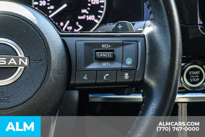 2023 Nissan Pathfinder SV