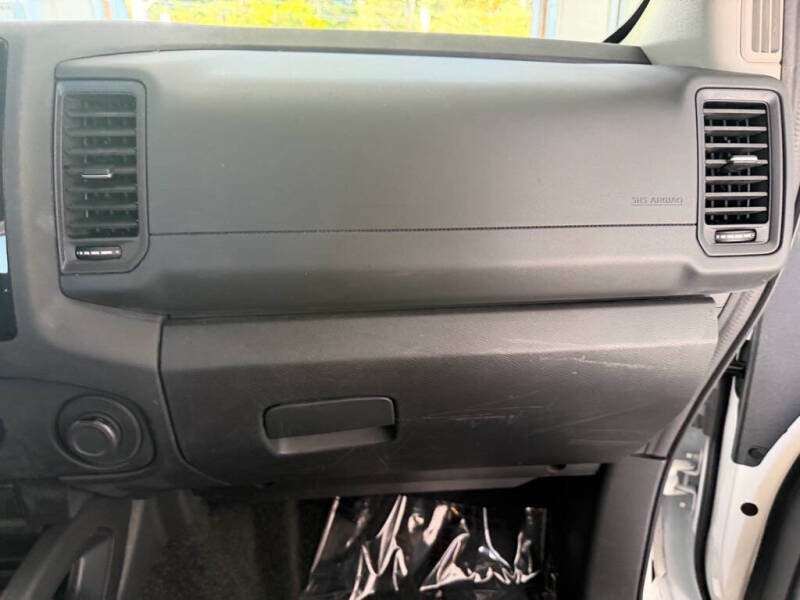 2023 Nissan Frontier S