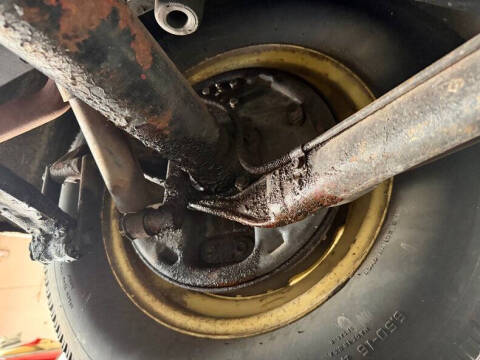 1948 Ford Super Deluxe