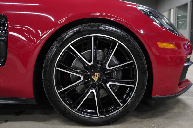 2020 Porsche Panamera