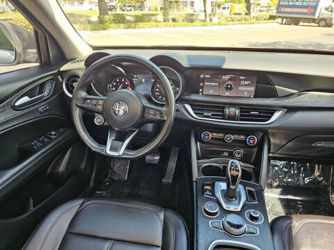 2021 Alfa Romeo Stelvio Sprint