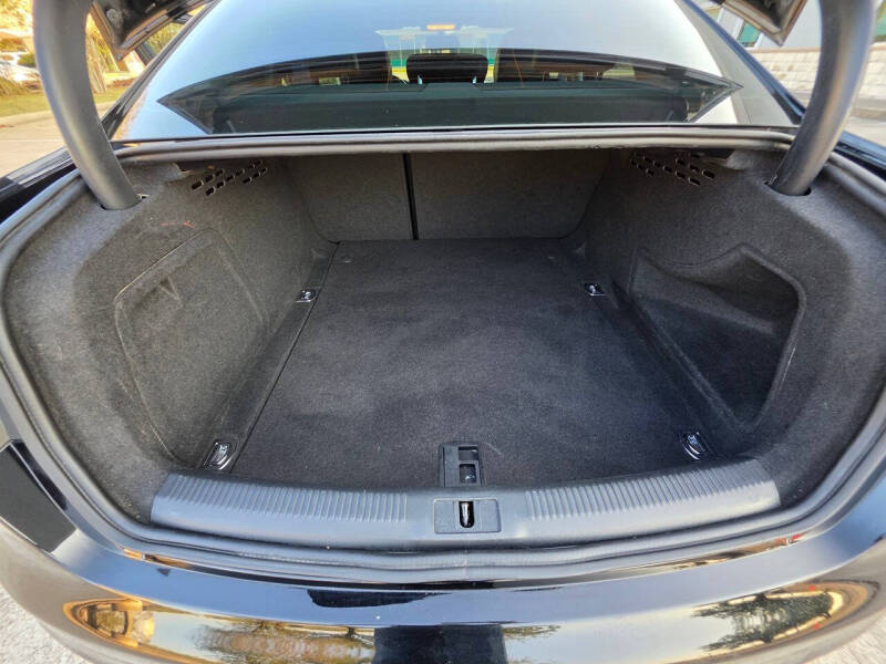 2016 Audi A4 2.0T quattro Premium