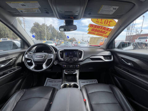 2022 GMC Terrain SLT