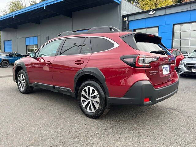 2025 Subaru Outback Premium