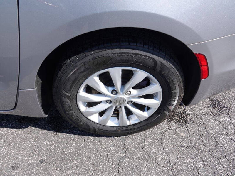 2019 Chrysler Pacifica Touring L