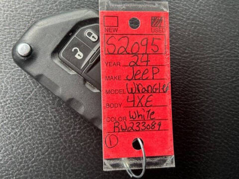 2024 Jeep Wrangler Sahara 4xe