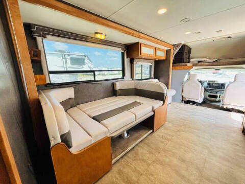 2016 Winnebago Spirit 31K