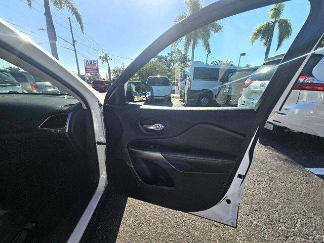 2019 Jeep Cherokee