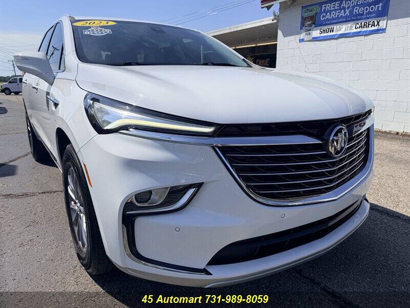 2023 Buick Enclave Essence