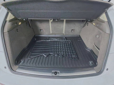 2015 Audi Q5 2.0T quattro Premium Plus