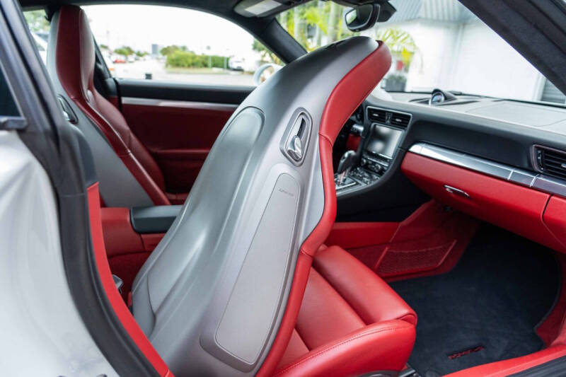 2015 Porsche 911 Turbo