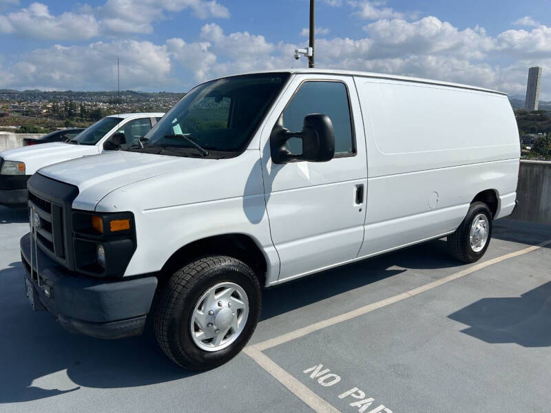 2013 Ford E-Series Econoline Van Commercial's photo
