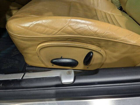 2000 Porsche 911 Carrera 4