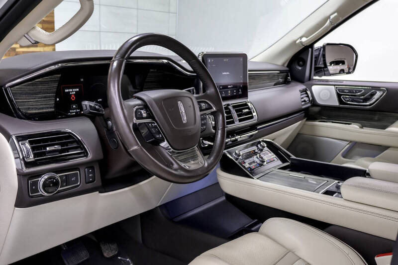 2020 Lincoln Navigator L Black Label