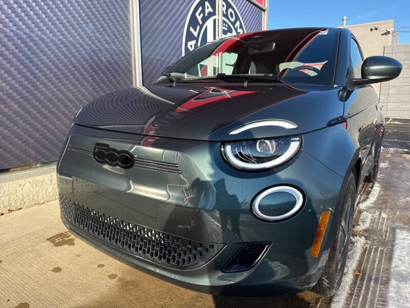 2025 FIAT 500e Giorgio Armani