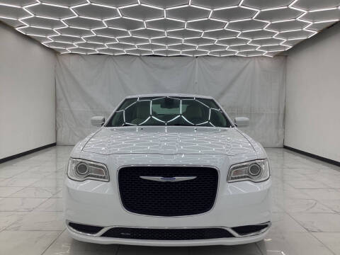 2021 Chrysler 300 Touring