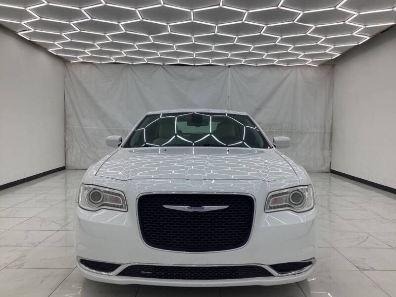 2021 Chrysler 300 Touring