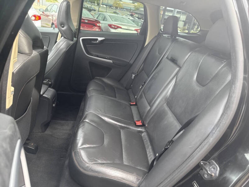 2012 Volvo XC60 3.2 Premier Plus