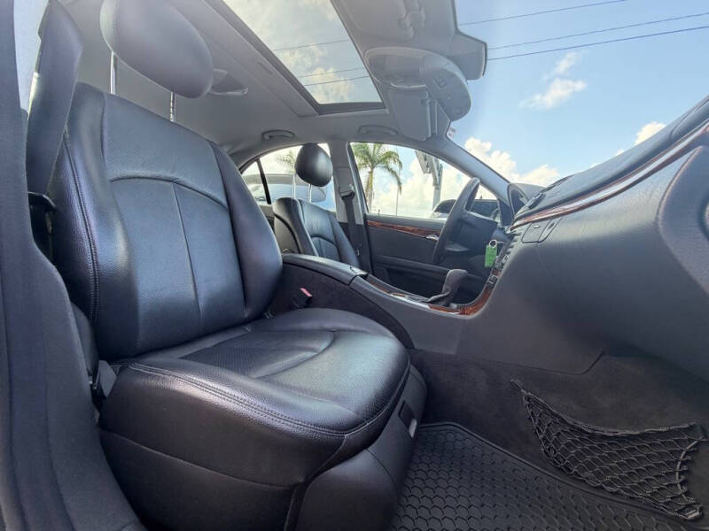 2004 Mercedes-Benz E-Class E 320