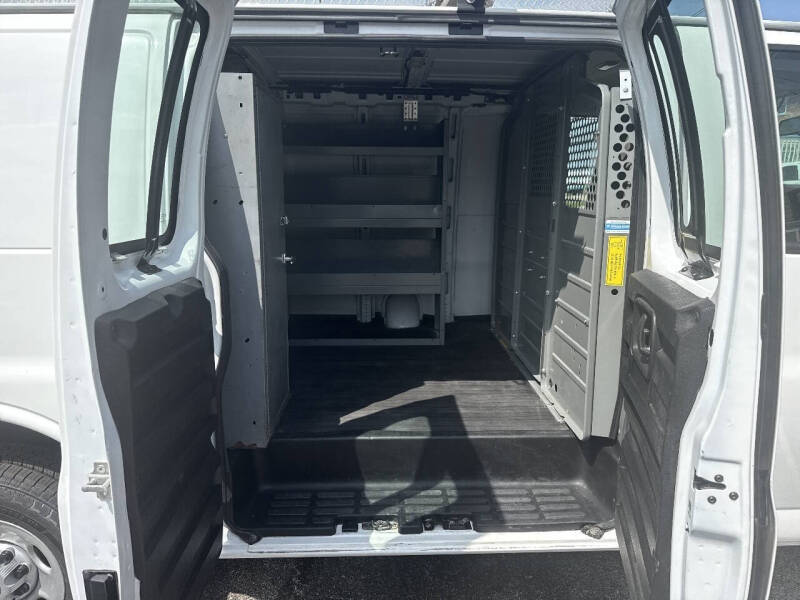 2019 Chevrolet Express 2500