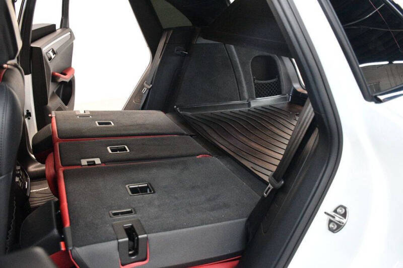2020 Porsche Macan S