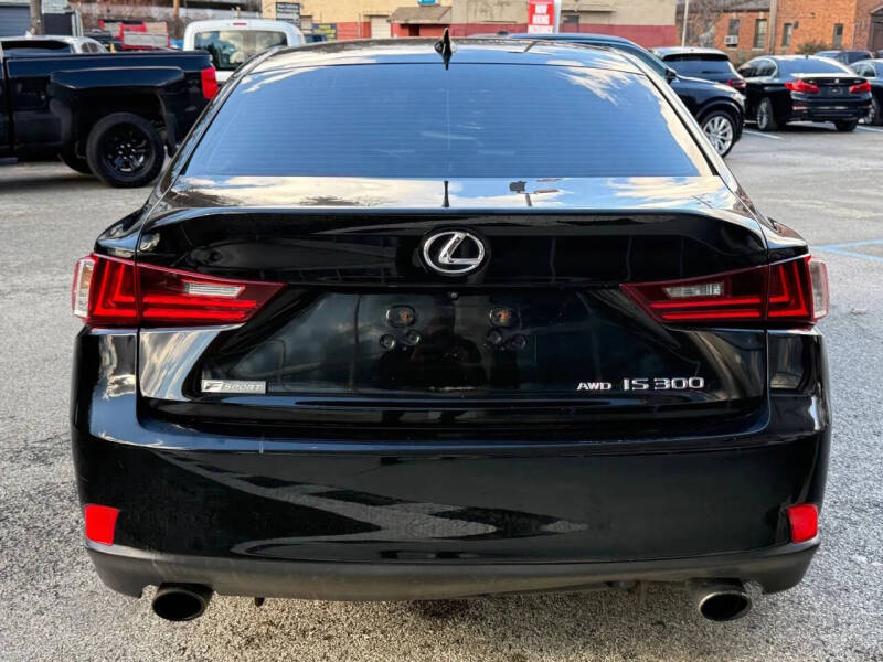 2016 Lexus IS 300