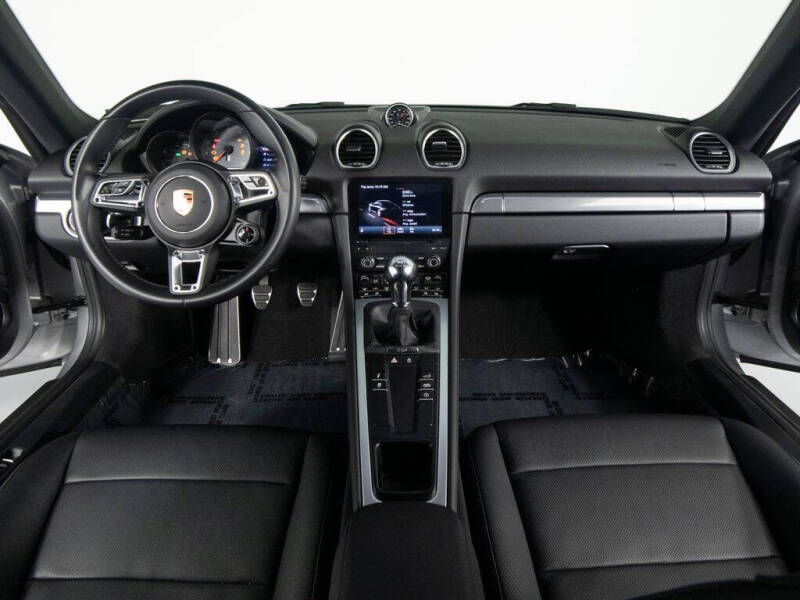 2024 Porsche 718 Cayman S