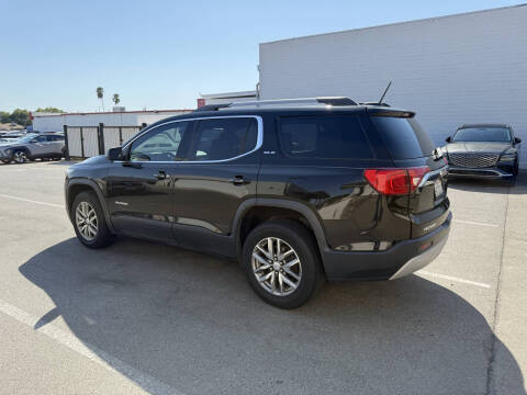 2017 GMC Acadia SLE-2